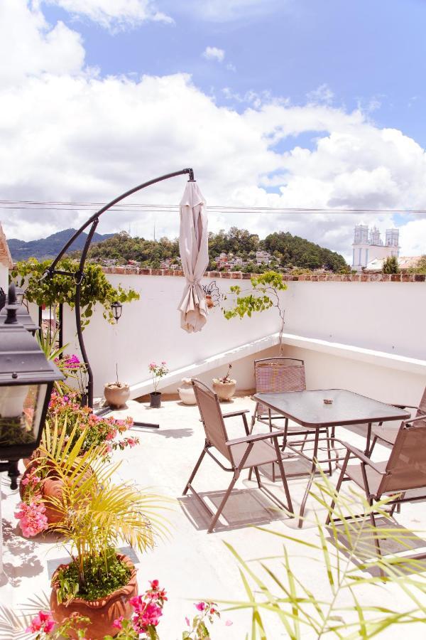 Casa San Cristobal Hostel San Cristóbal de Las Casas Екстериор снимка