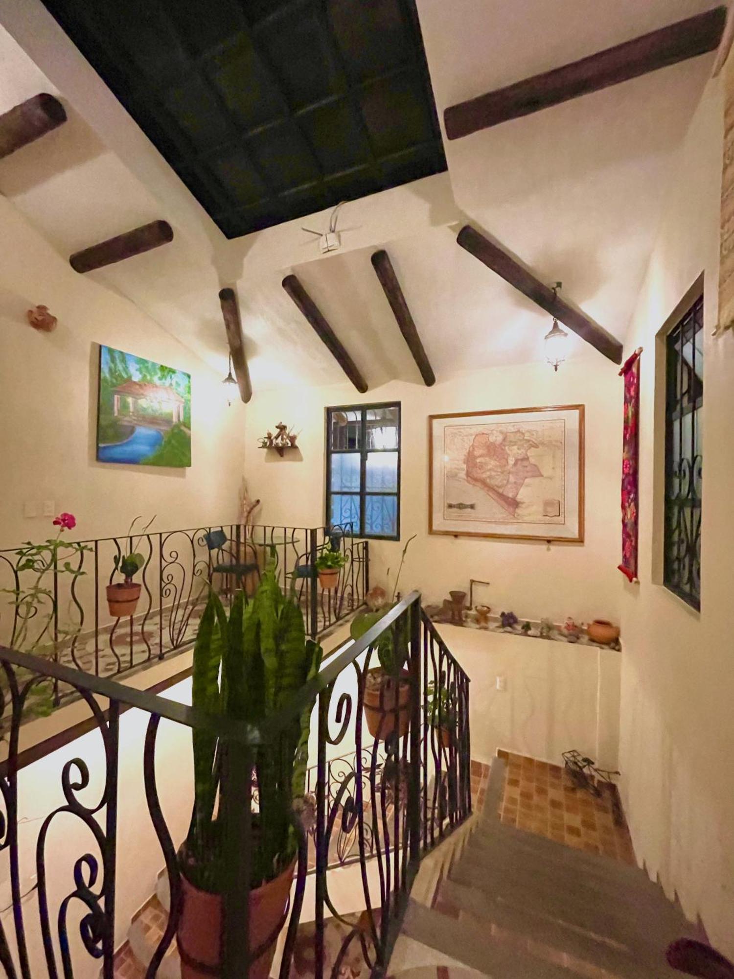 Casa San Cristobal Hostel San Cristóbal de Las Casas Екстериор снимка