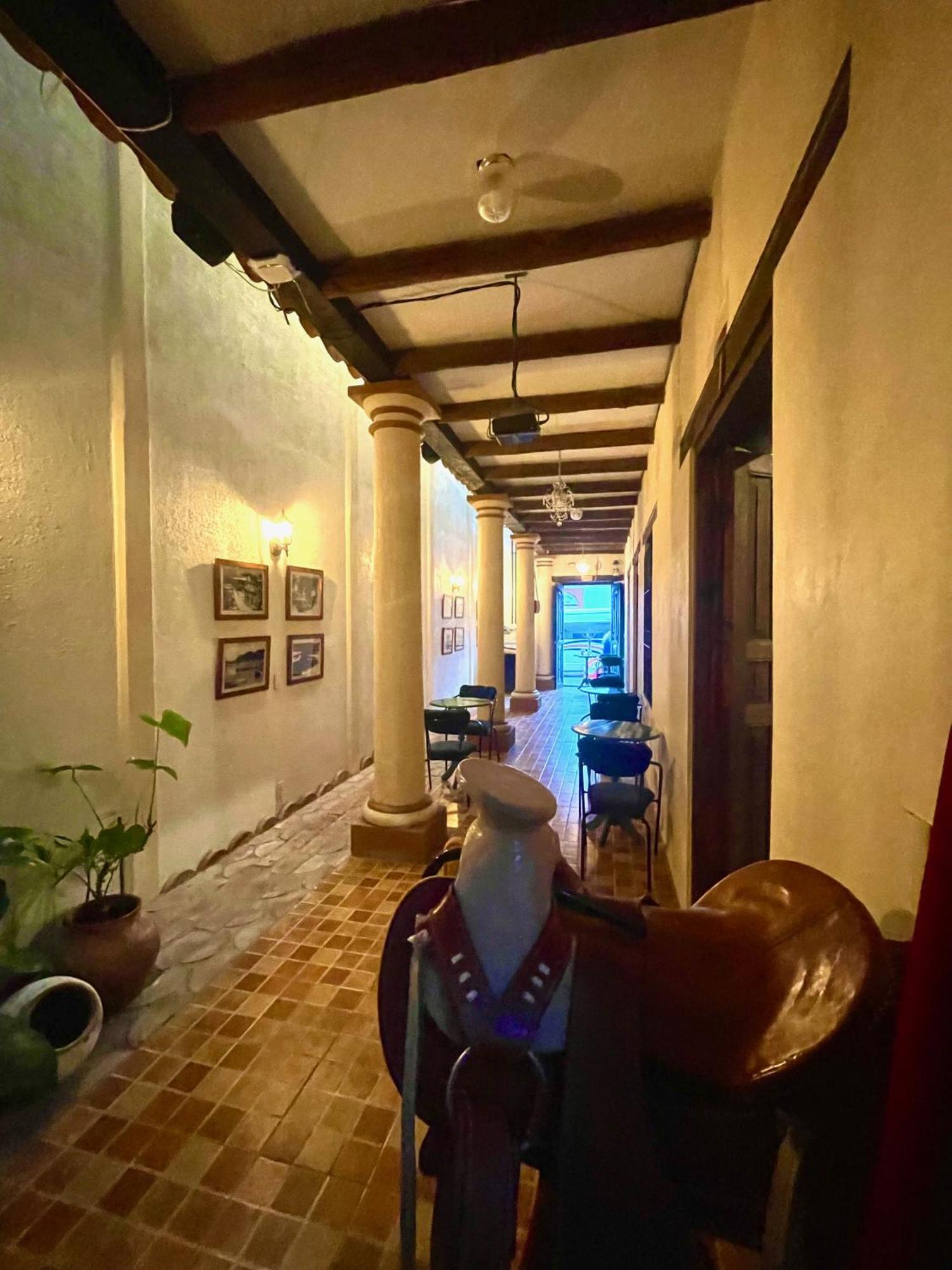 Casa San Cristobal Hostel San Cristóbal de Las Casas Екстериор снимка